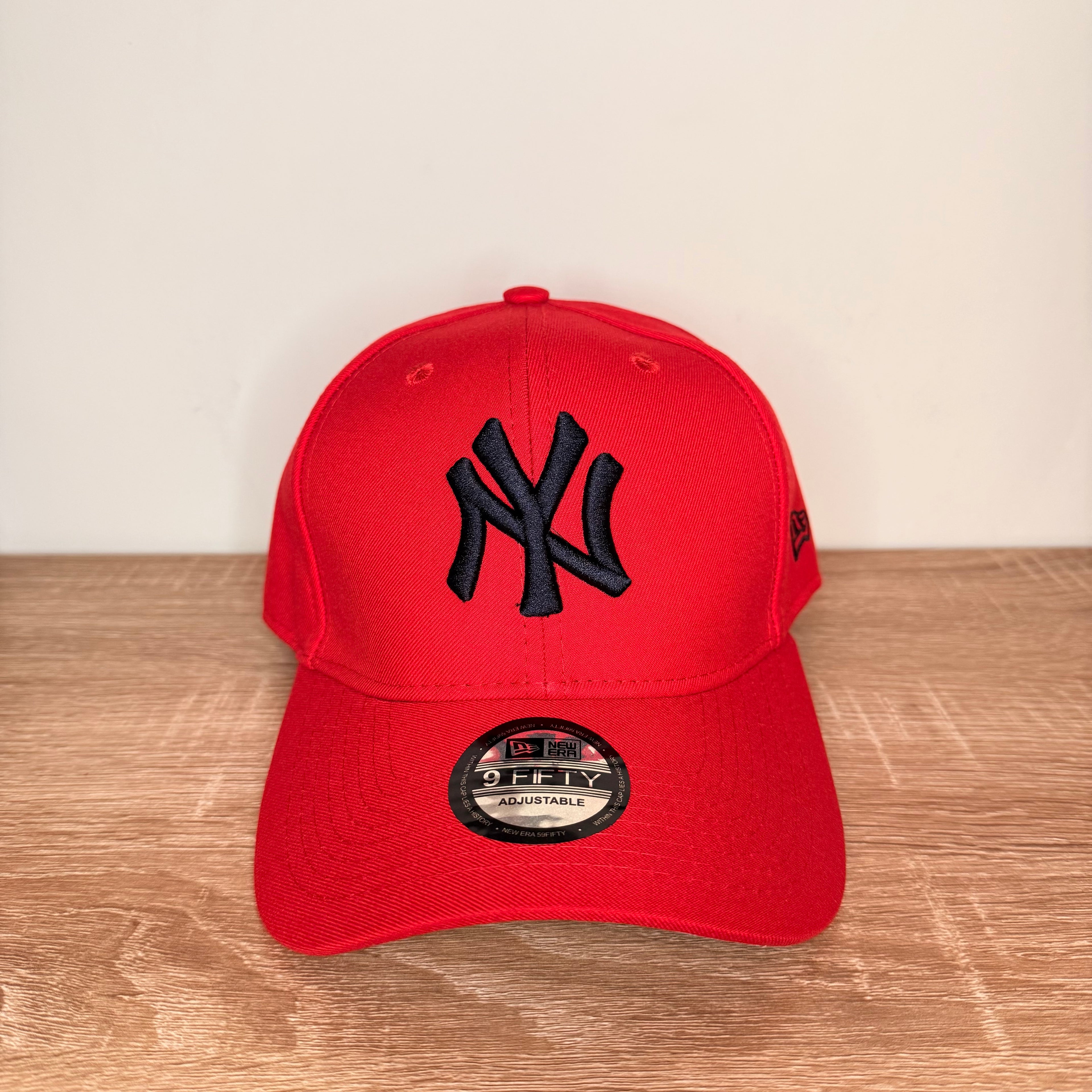 NY Clasic Red Black