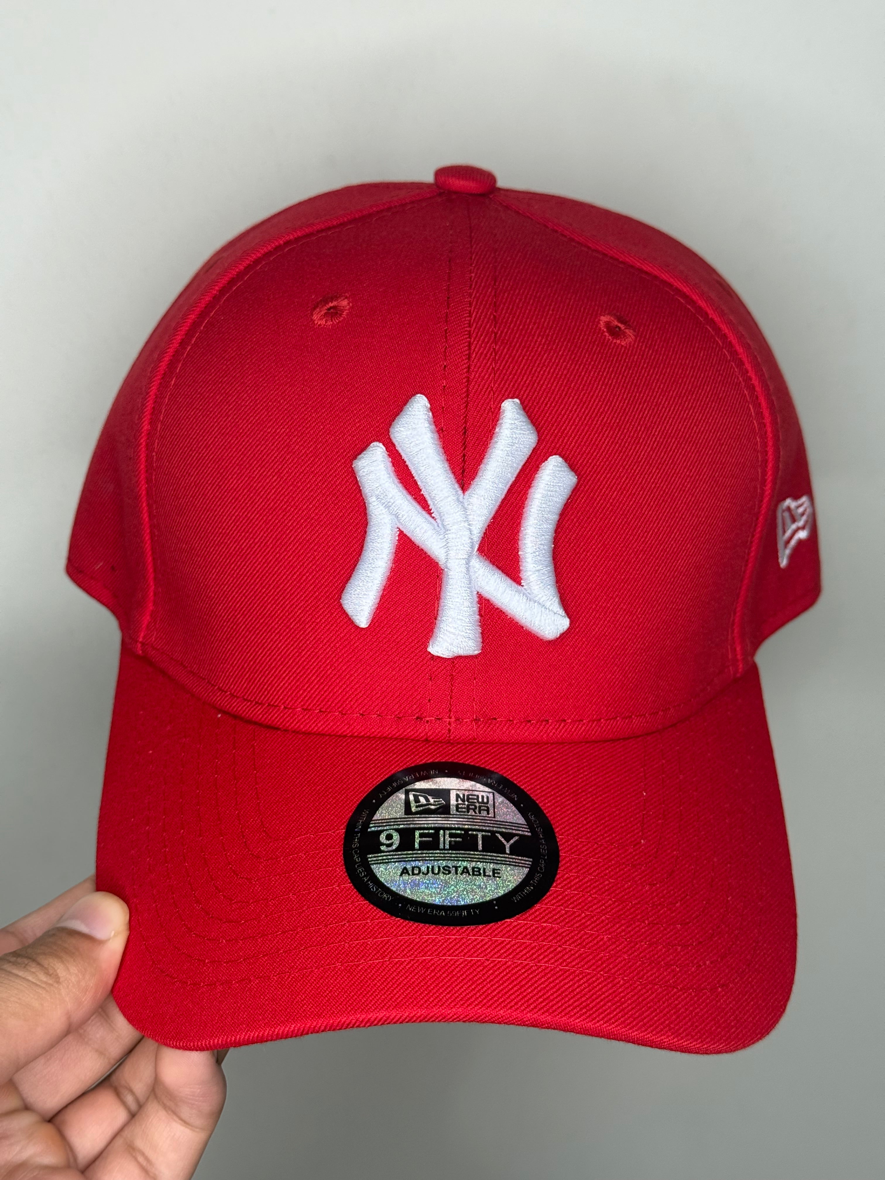 NY Clasic Red