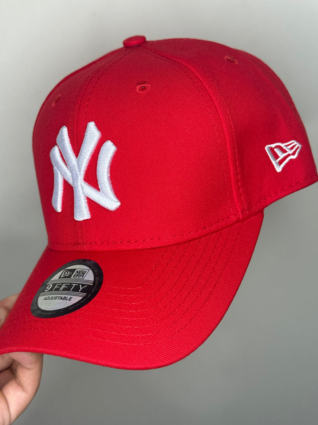 NY Clasic Red